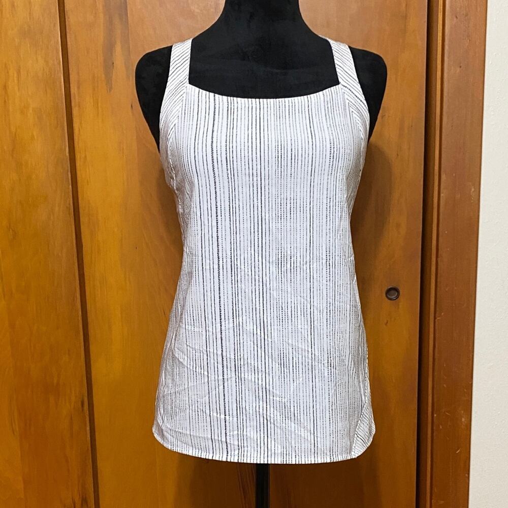 NWOT Athleta Black and White Striped Tank Top Cross Back Workout Sporty Gym